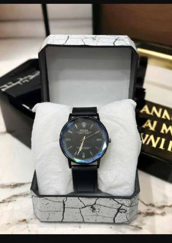 watch for man  chess ki granti ha price only 1400 