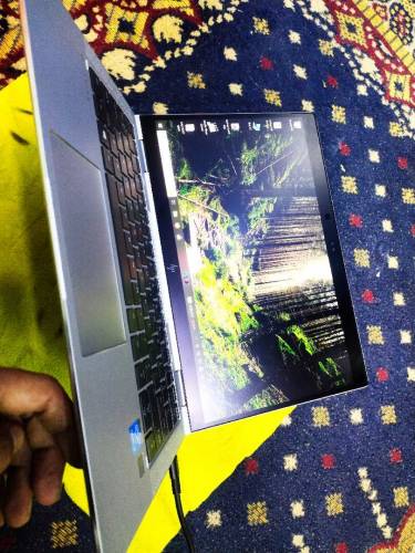 HP 1030 Model i7 8th Gen