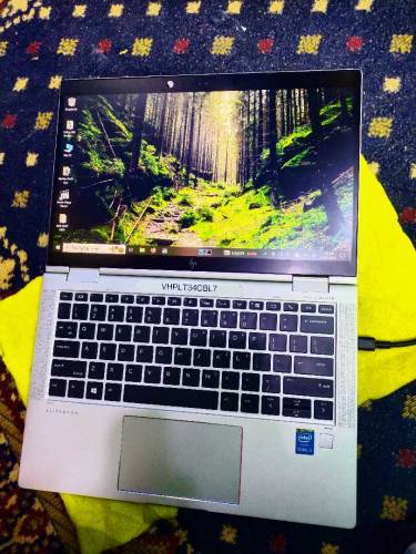 HP 1030 Model i7 8th Gen