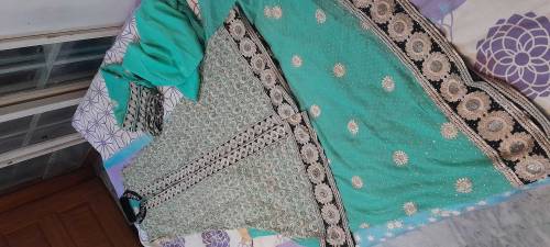 Embroiderd dresses