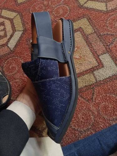 ORIGINAL PESHAWER ZALMI DESIGN IN KAPRA PACK VERY COMFORTABLE .