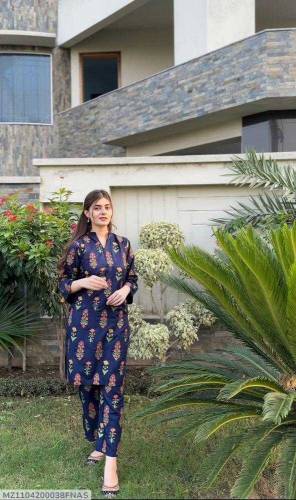 woman dress 
