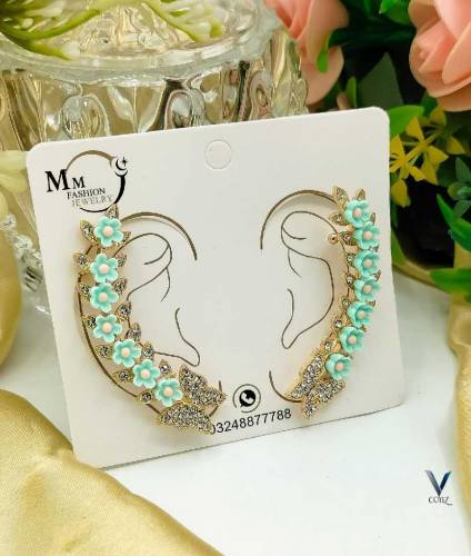 🌺Fancy China Butterfly 🦋 flowers Earcuff 🌺🌸Available Colours 🌸 