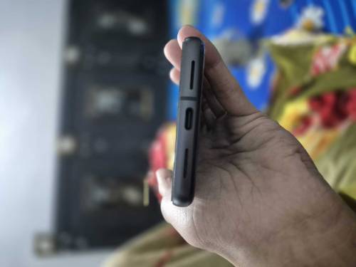 GOOGLE PIXEL 8 OEM LOCKED 