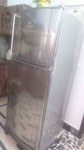 Dawalance large size fridge For sale 38 thousand 