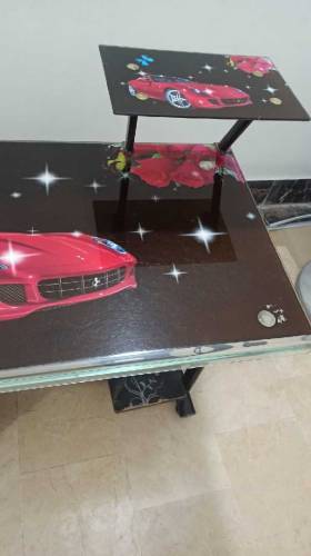 computer table bikul shai h argent sale krne h 7000