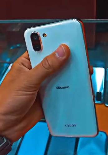 aquos r2 blue colour 