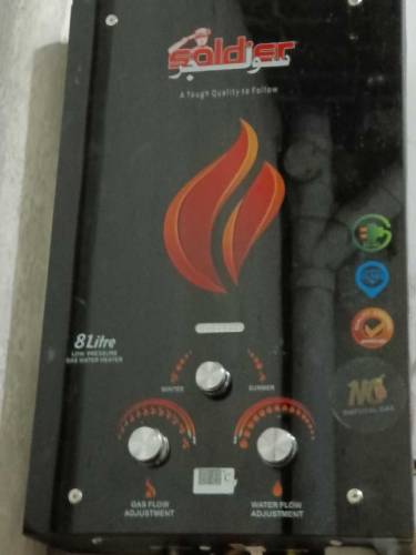 electric geyser 8 ltr