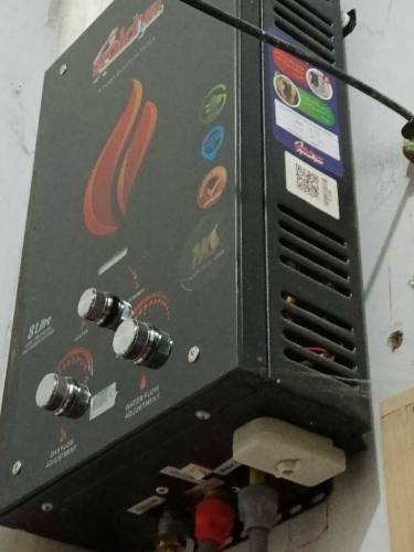 electric geyser 8 ltr