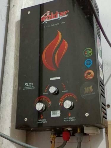electric geyser 8 ltr