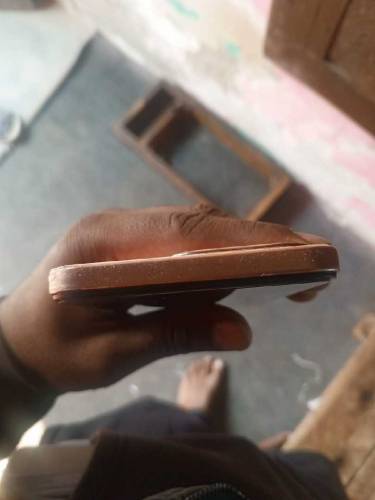 vivo y28