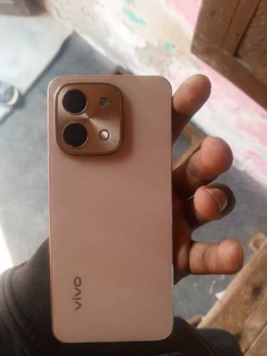 vivo y28