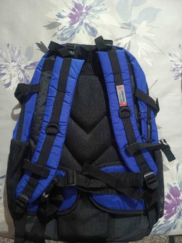 Traveling and hiking bag