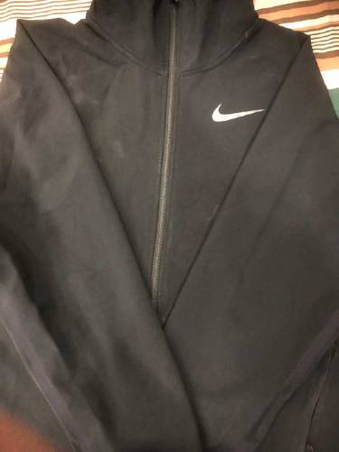 Nike Original Black Hoodie || Size Large || Comfortable Jacket