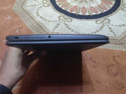 lenevo 6thgen 300e touch and type android 