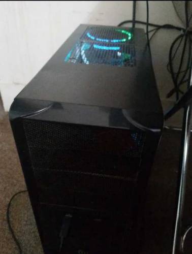 Custom Build Pc