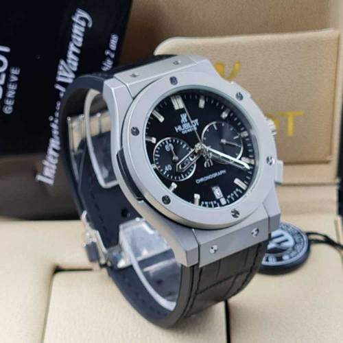 Men's Hublot High Quality Fancy Watch. Contact No: 0346-8463413