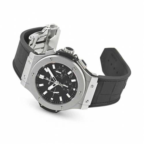 Men's Hublot High Quality Fancy Watch. Contact No: 0346-8463413