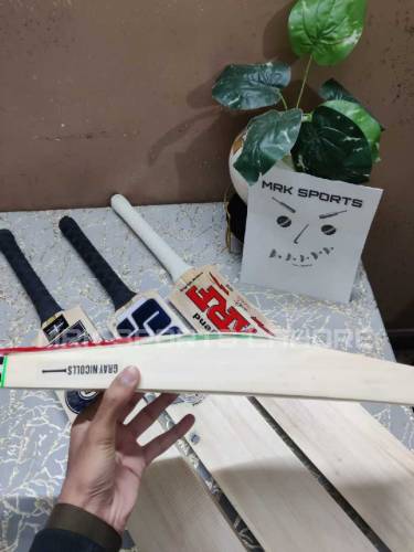 Hardball Cricket Bat