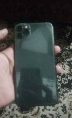 iPhone 11 pro max for sale 512 GB water pack original box with charger