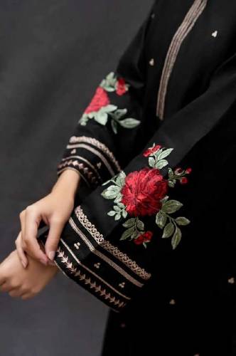 women unstitched danak suit