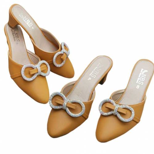 Trendy heels for Women