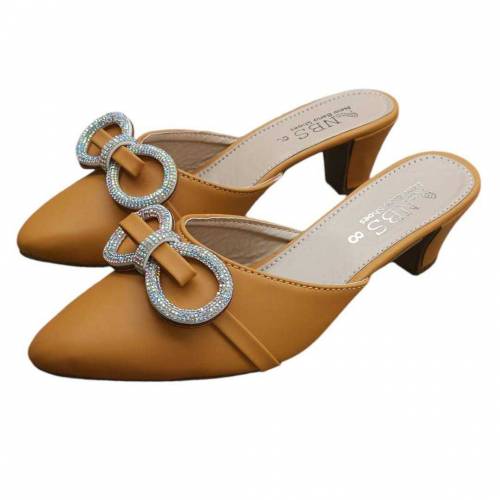 Trendy heels for Women