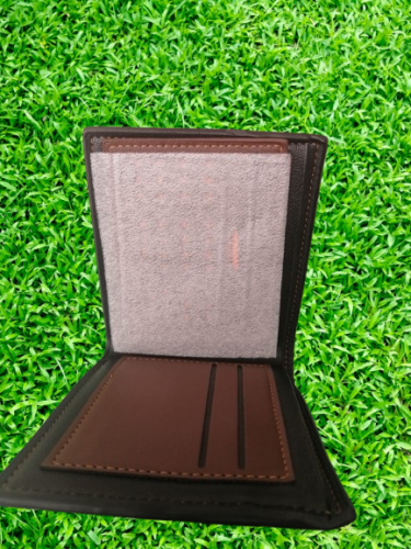 Classic Leather Wallet for Men – Perfect Gift Choice