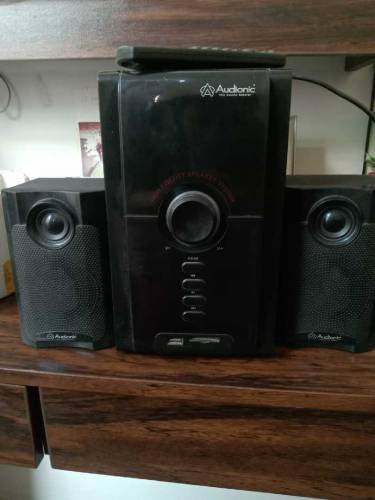 Audionic speakers 