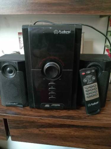 Audionic speakers 