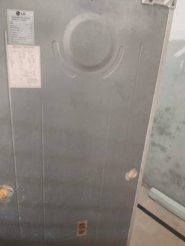 Full size fridge no frost fridge condition 10/9.5