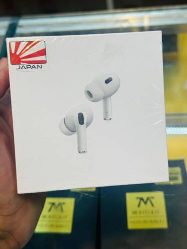 ape AirPods 