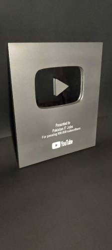 YouTube play button 