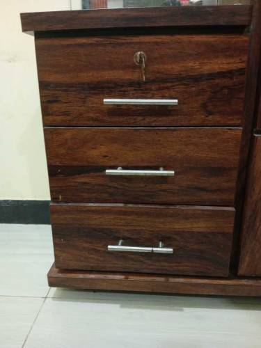 dressing table