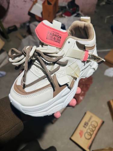 shoes for females 
