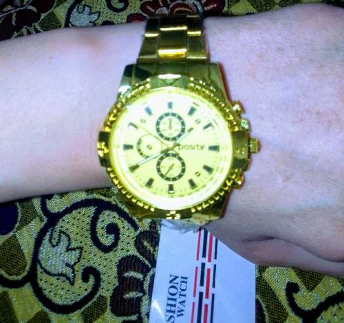 This watch is brand new and peack Stylish Or Durable Watch - Har Waqt