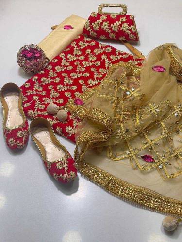 5 Pcs Women's Unstitched Fancy Crinkle Chiffon Embroidered Suit