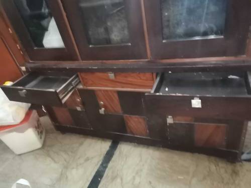 showcase for selling at very cheap price