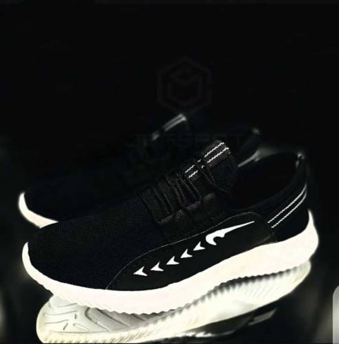 Latest Trendy casual sneaker