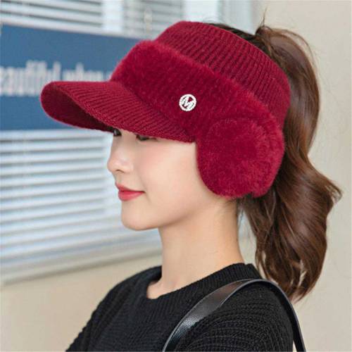 •  Material: Wool•  Pattern: Plain