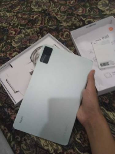 Redmi pad SE 6/128GB URGENT SALE 