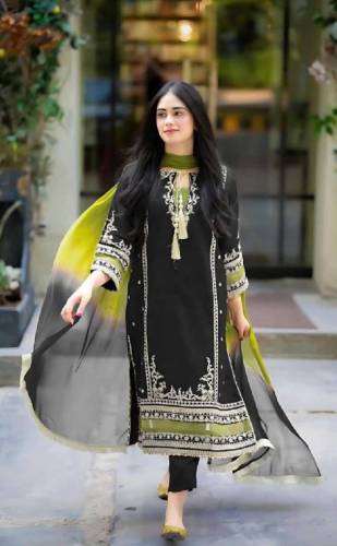 *💕Summer  Collection 2025💕**Brand Name : Omal **Airjet Lawn   By Omal*