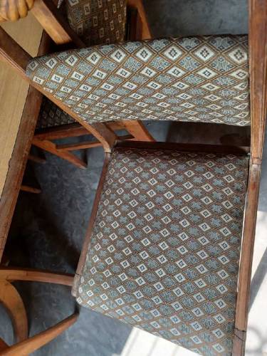 6 seater dining table with pure wooden chairs