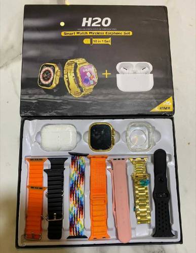 Smart Watch With Earbuds FREE DELIVERY 