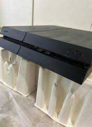 Ps4 in good conditioni