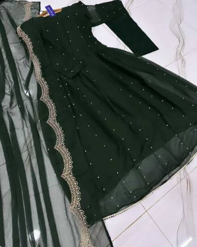 Elagant 3 Pcs Women's Stitched Embroidered Chiffon Maxi Suit 