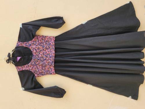 coustomized frock for sale not use 