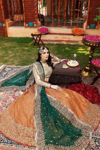 3 Pcs Women's Unstitched Embroidered Suit