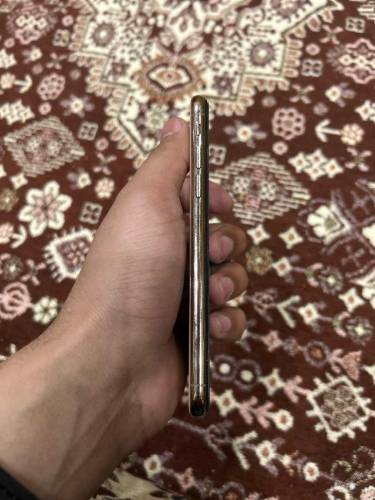 I phone xs factory unlocked 