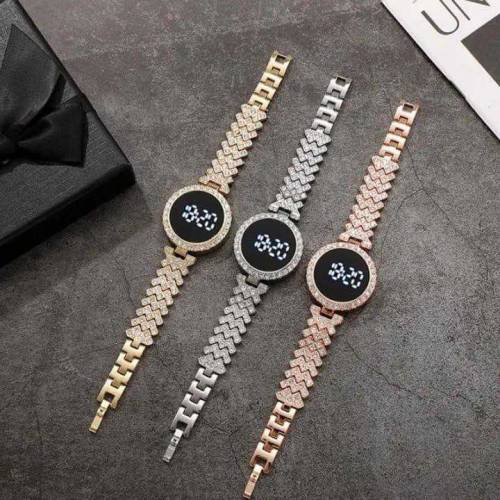 Material: Stainless Steel•